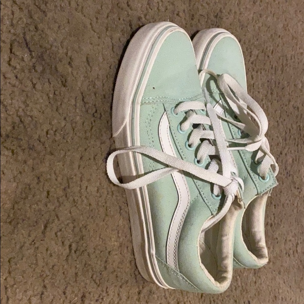 Vans - Picture 4 of 8
